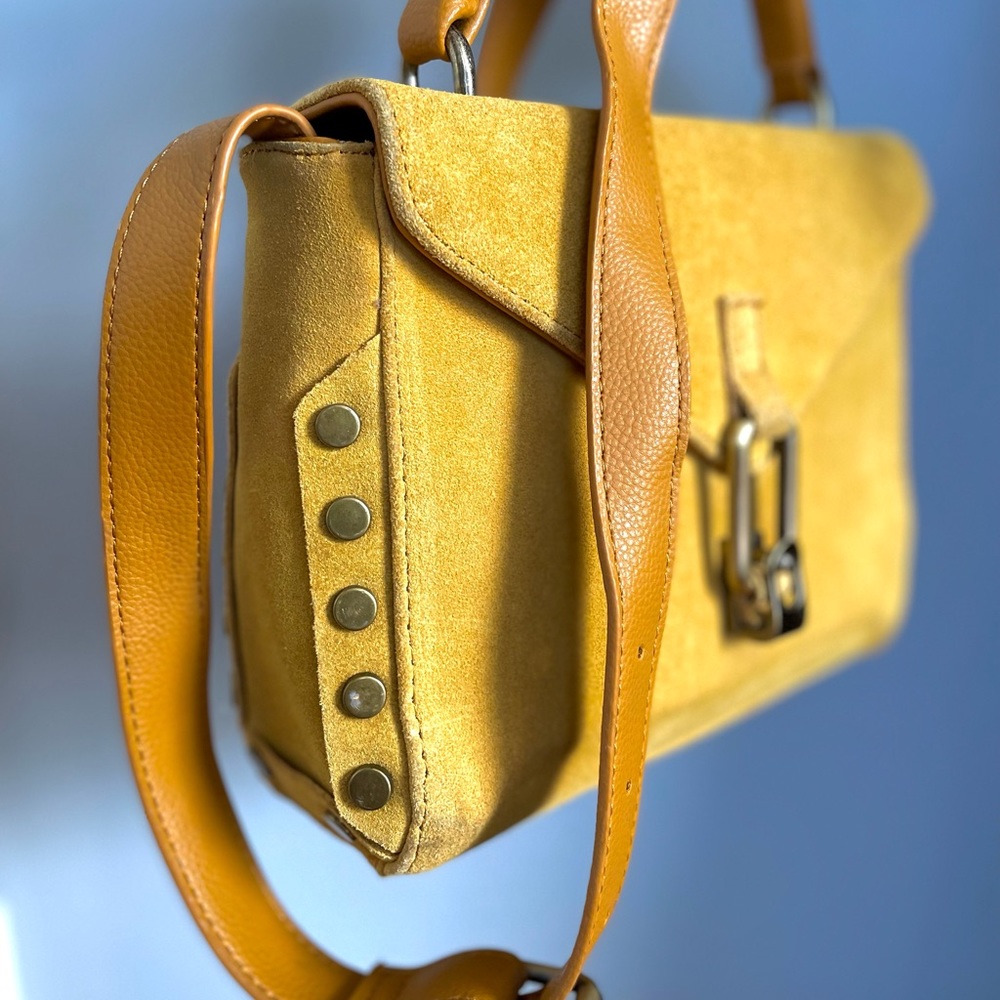 Hand bag